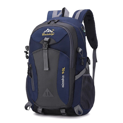 Mochila de Senderismo 40L con USB y Diseño Impermeable